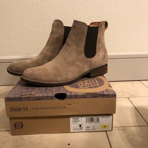 New In Box BORN Chelsea suede boots